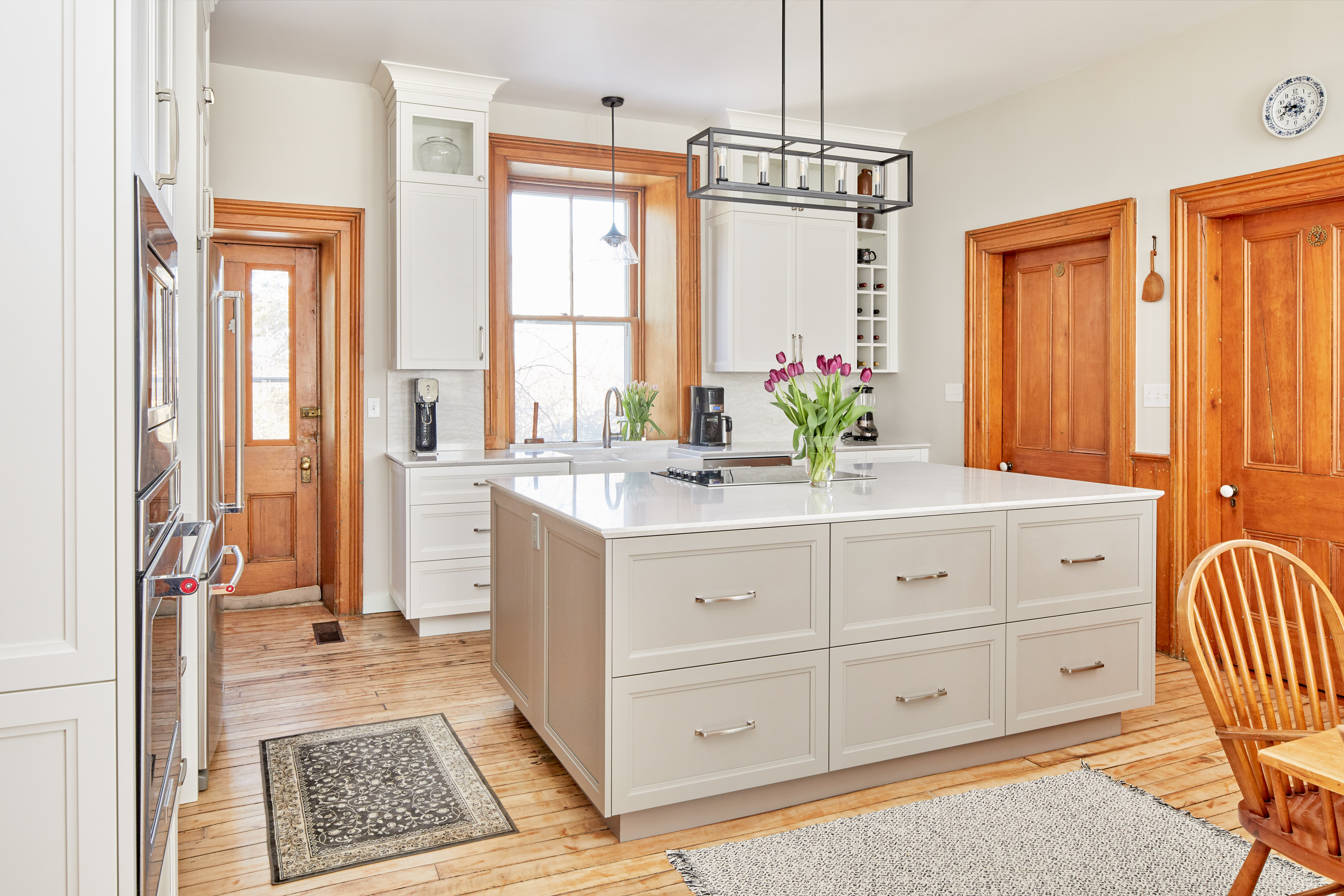 Puslinch, ON Custom kitchen reno image